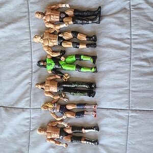 WWE wrestling figures-SOLD!!!